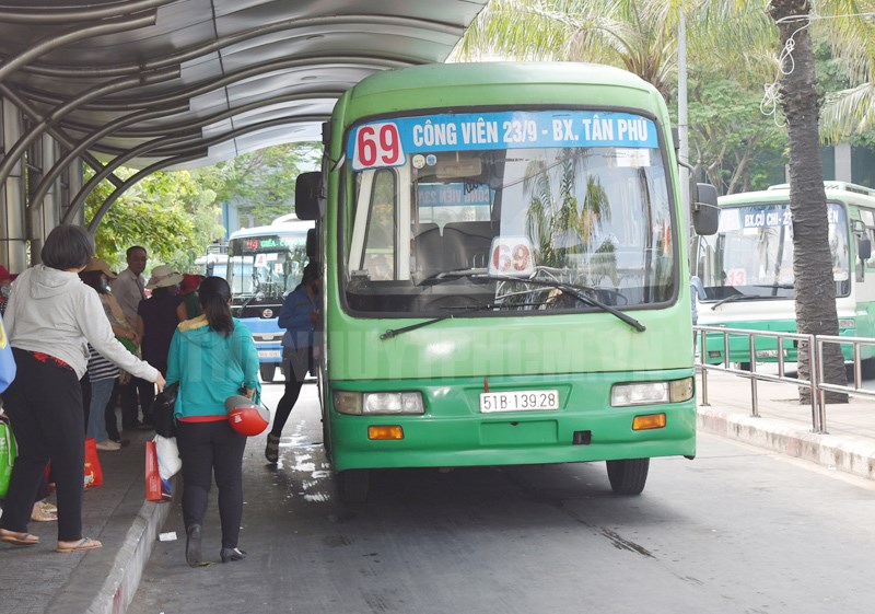 Đưa Vào Hoạt Động Nhiều Xe Buýt Mới Trên Tuyến Bến Xe Buýt Sài Gòn - Bến Xe  Buýt Tân Phú
