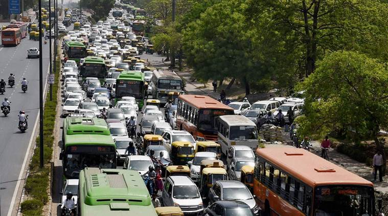 Ấn Độ Cấm Xe Đã Sử Dụng Trên 10 Năm Lưu Hành Ở Thủ Đô New Delhi